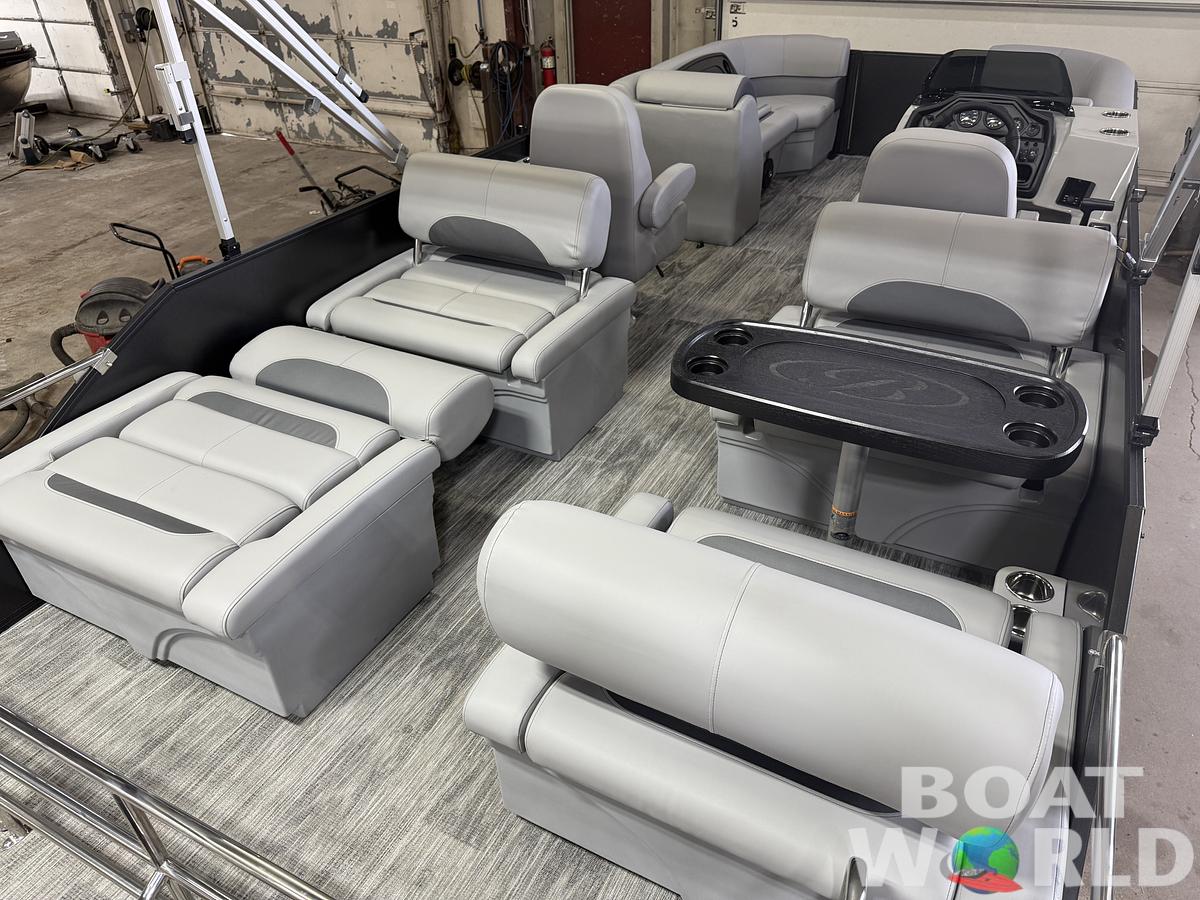 2026 Bentley Pontoons Legacy 220 QSB Swingback & 4-Stroke EFI