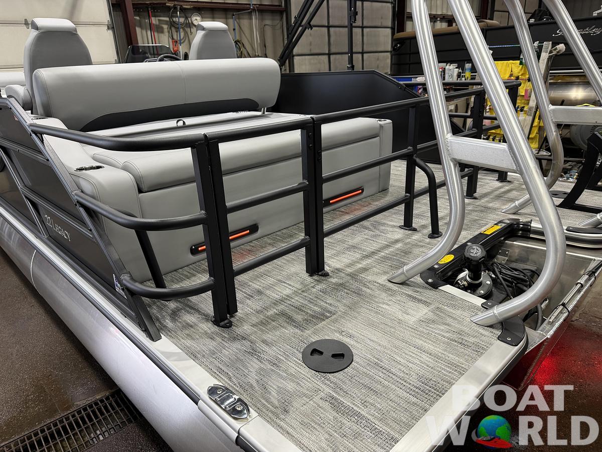 2027 Bentley Legacy 220 Swingback Pontoon $44995