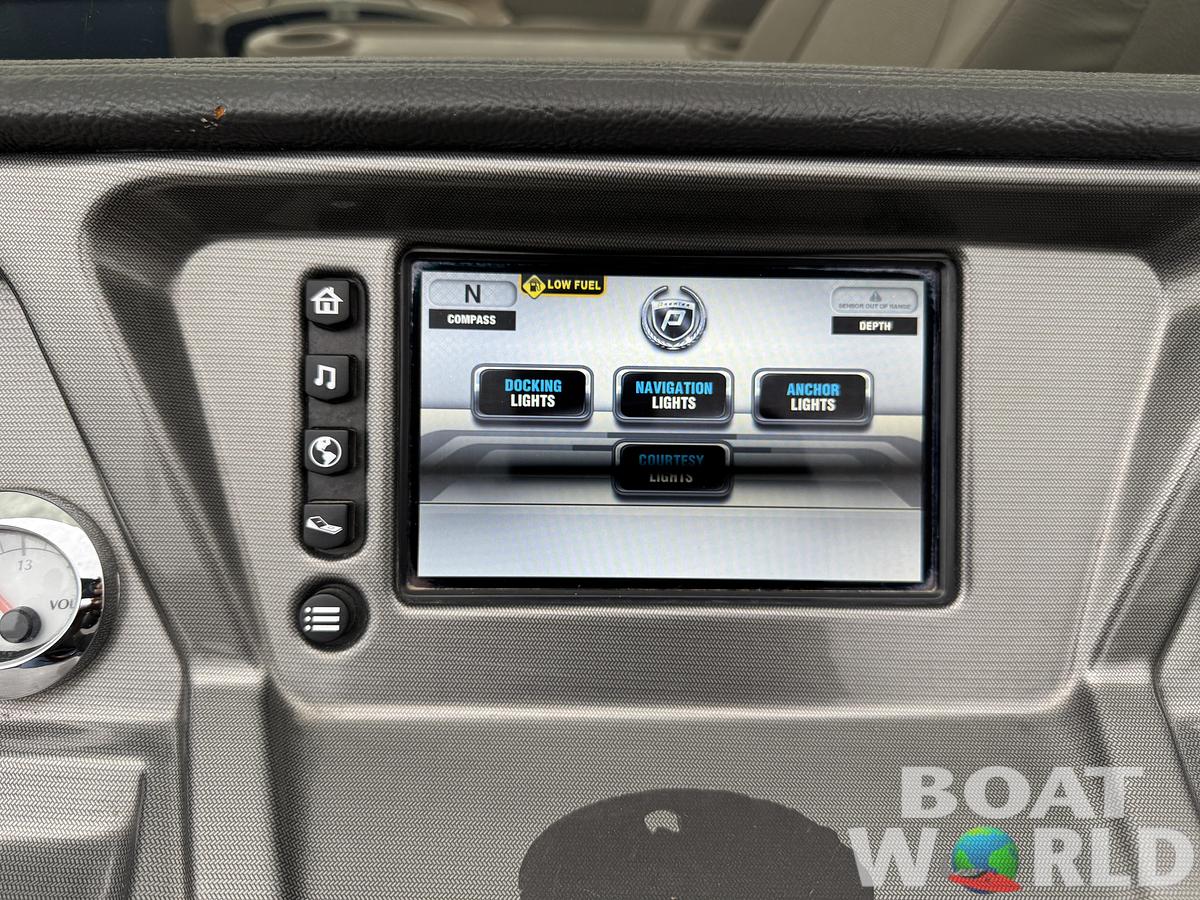 Used 2013 Premier 250 Intrigue Pontoon with 140HP Suzuki Fourstroke EFI