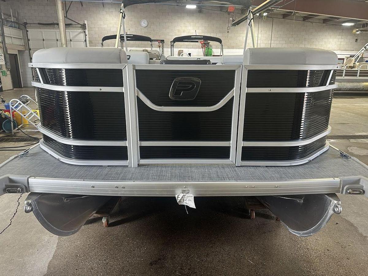 2025 Princecraft Vectra 21 RL Swingback Lounge Pontoon & Mercury 4-Stroke EFI