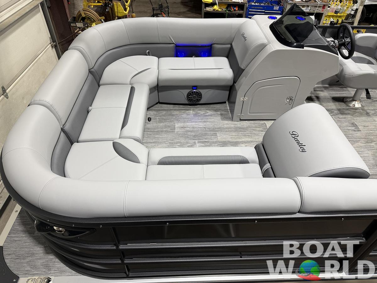 2027 Bentley Legacy 220 Navigator Quad Lounge Pontoon $41995