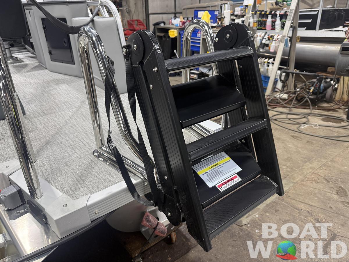 2026 Tahoe Pontoons LTZ 2185 Cruise Rear Bench (CRB)