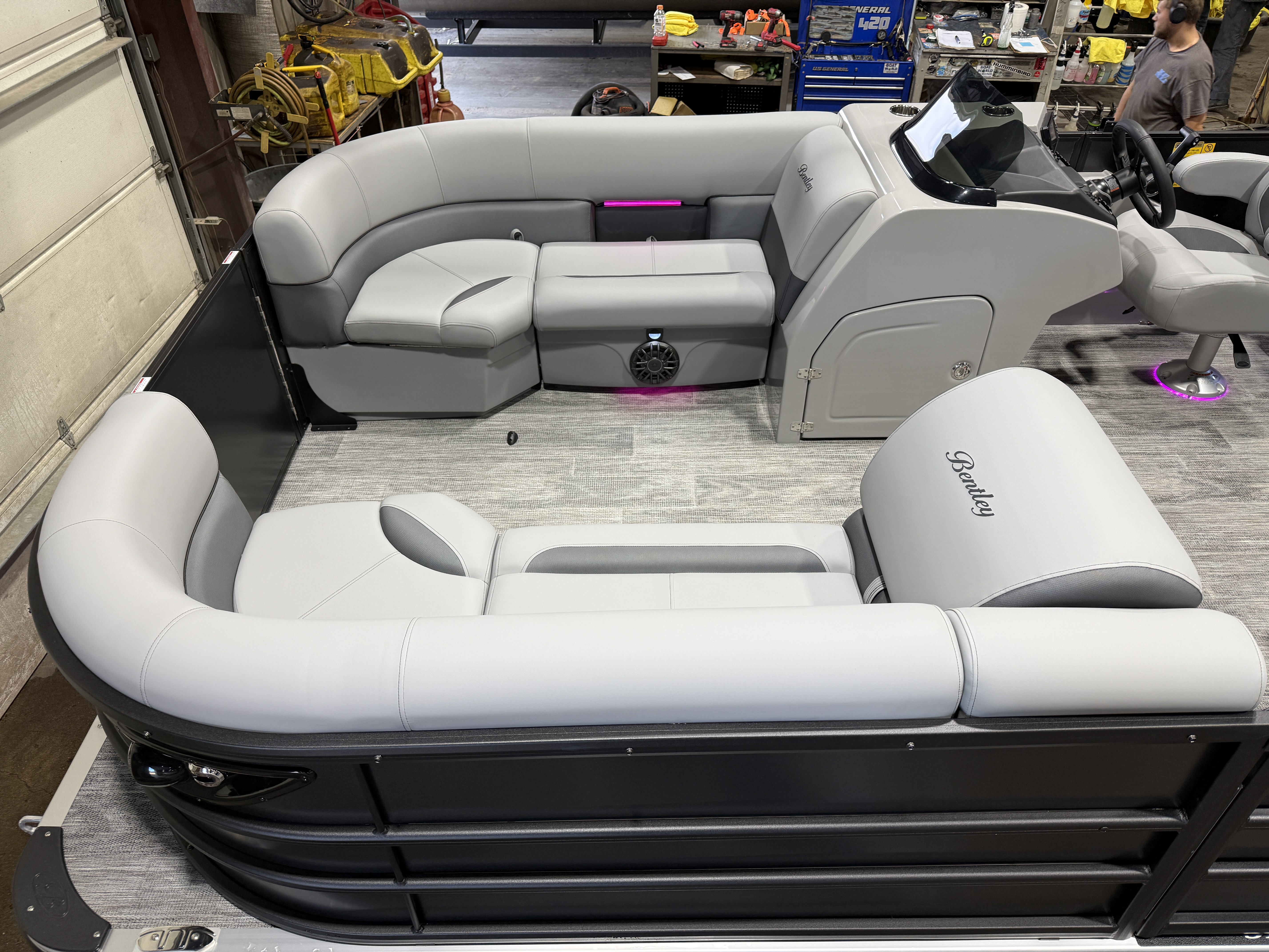 2027 Bentley Legacy 220 QSB Swingback $45995
