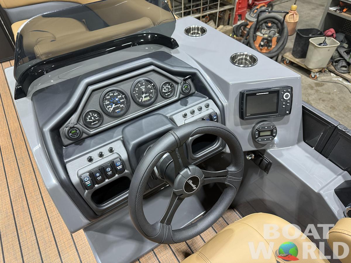 2027 Bentley Legacy 220 Navigator Quad Lounge Pontoon $43995