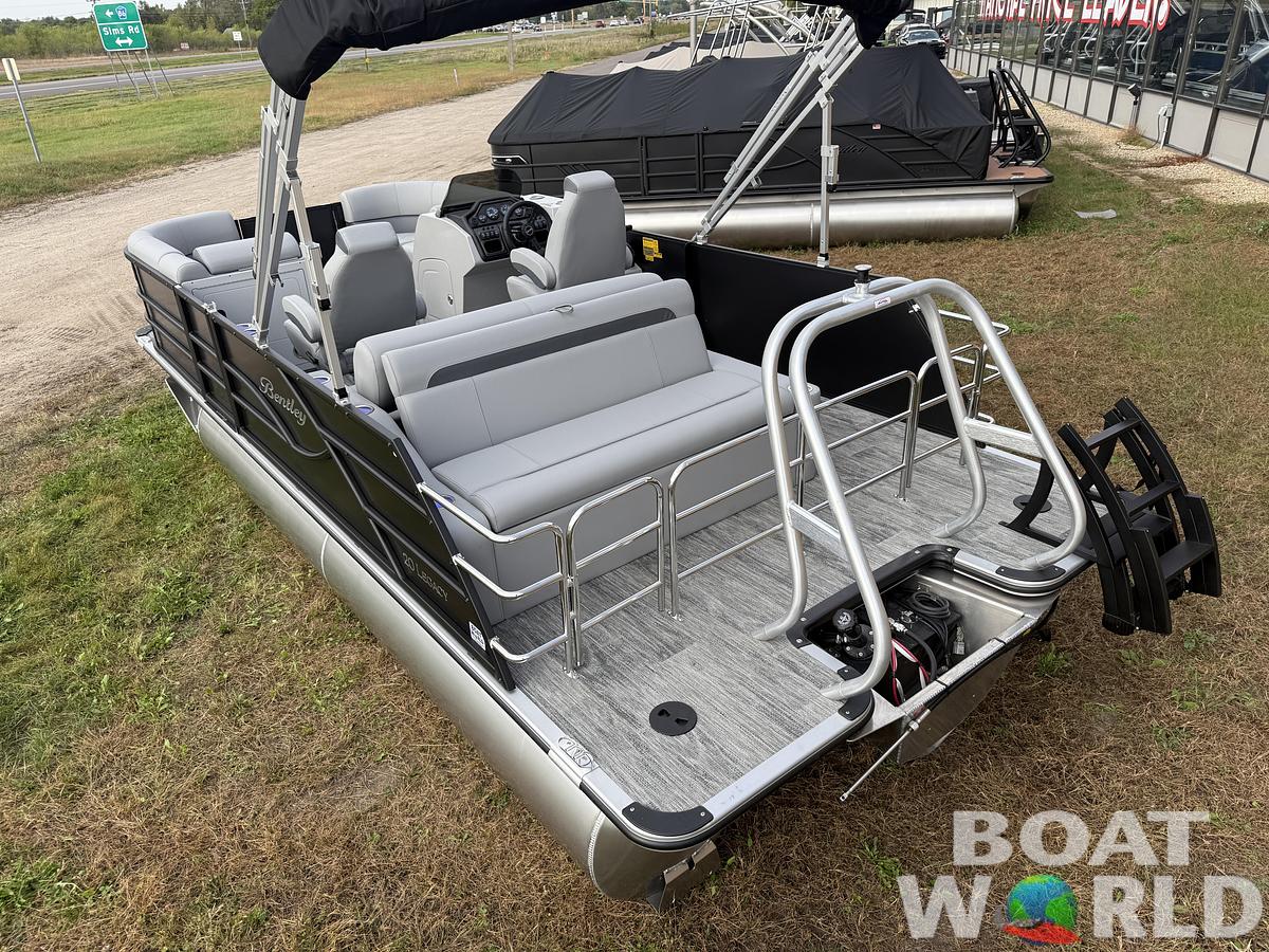2026 Bentley Pontoons Legacy 200 Swingback Pontoon