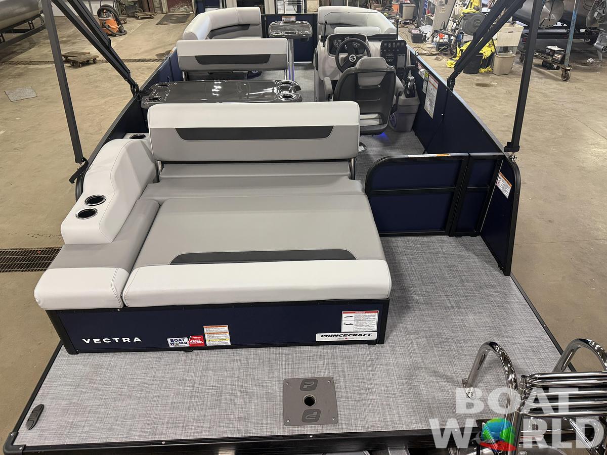 2027 Princecraft Vectra 21 RL Swingback Dinette $34995