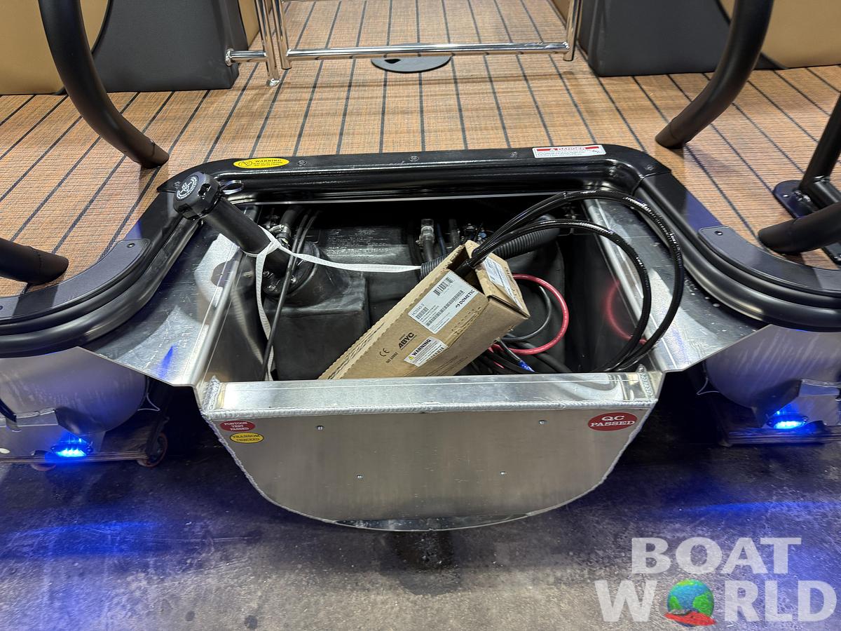 2026 Bentley Elite 223 Admiral Quad Lounge Tritoon $63995