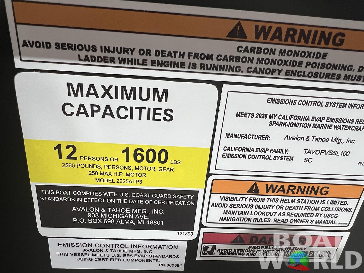 2026 Tahoe Pontoons LTZ 2385 Swingback (VRB) Windshield Tritoon