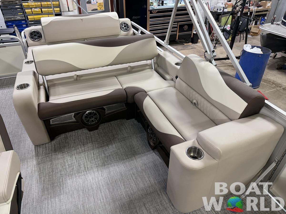 2025 Tahoe Pontoons LTZ 2385 Swingback (VRL) & Honda 4-Stroke EFI