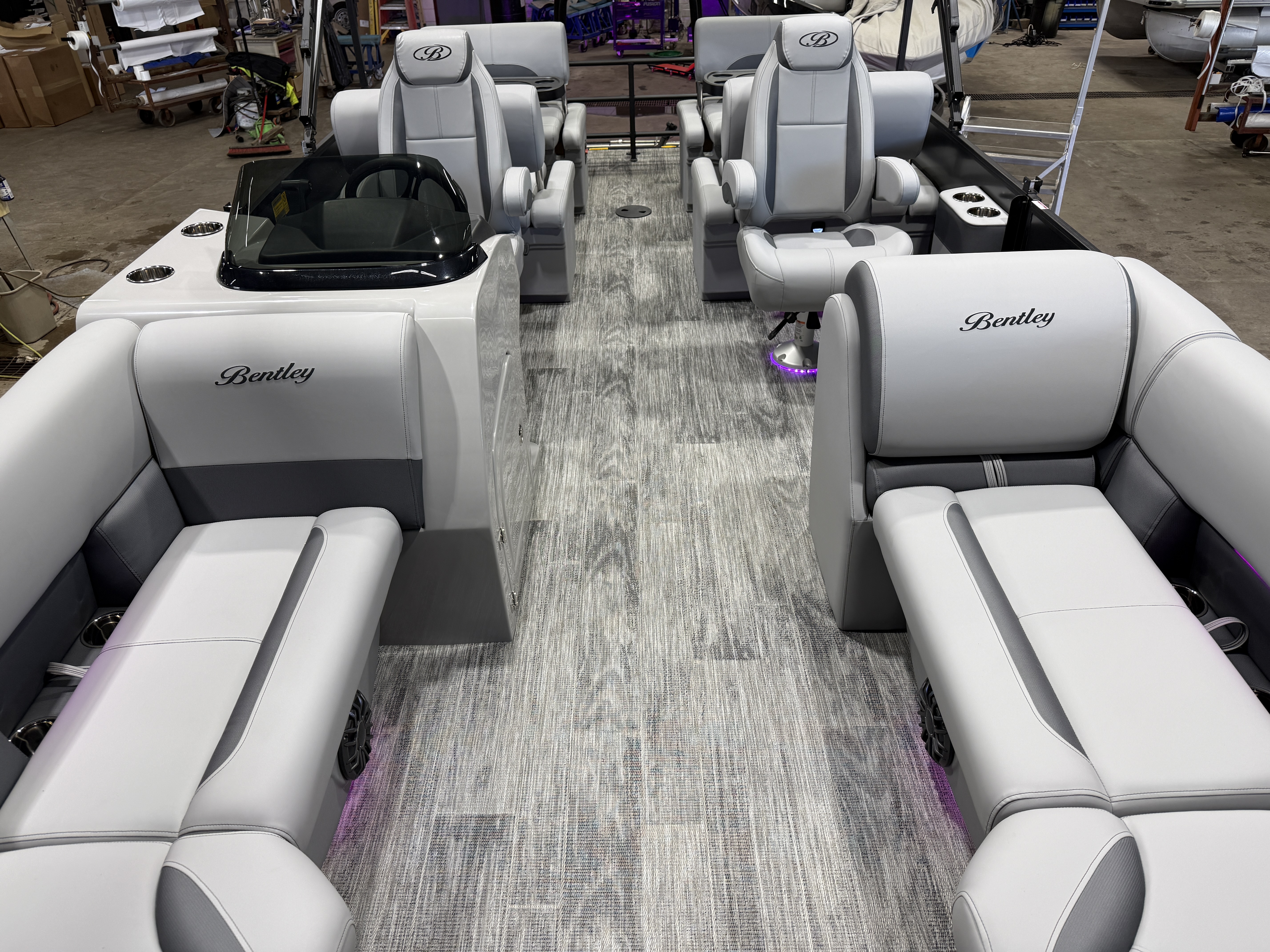 2027 Bentley Legacy 220 QSB Swingback $45995