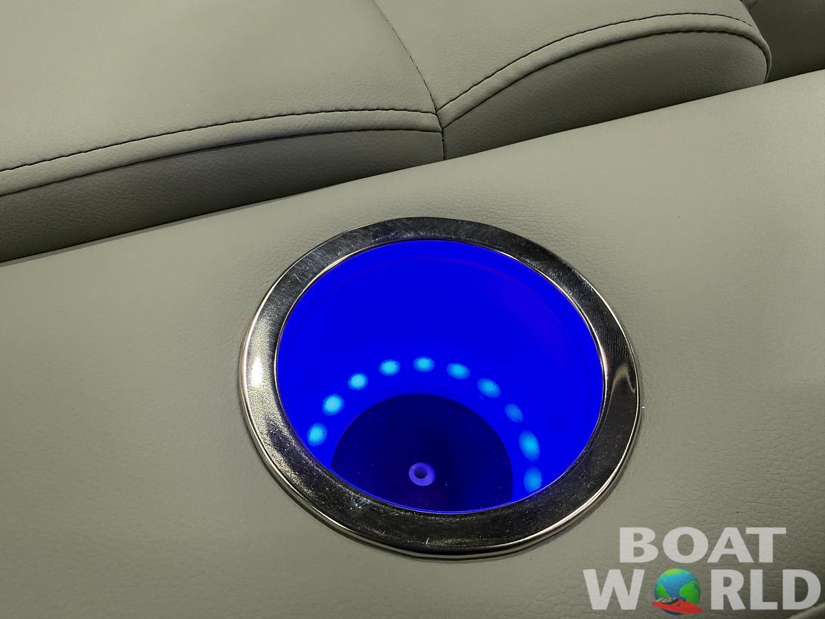 2027 Bentley Legacy 223 Swingback Tritoon $53995