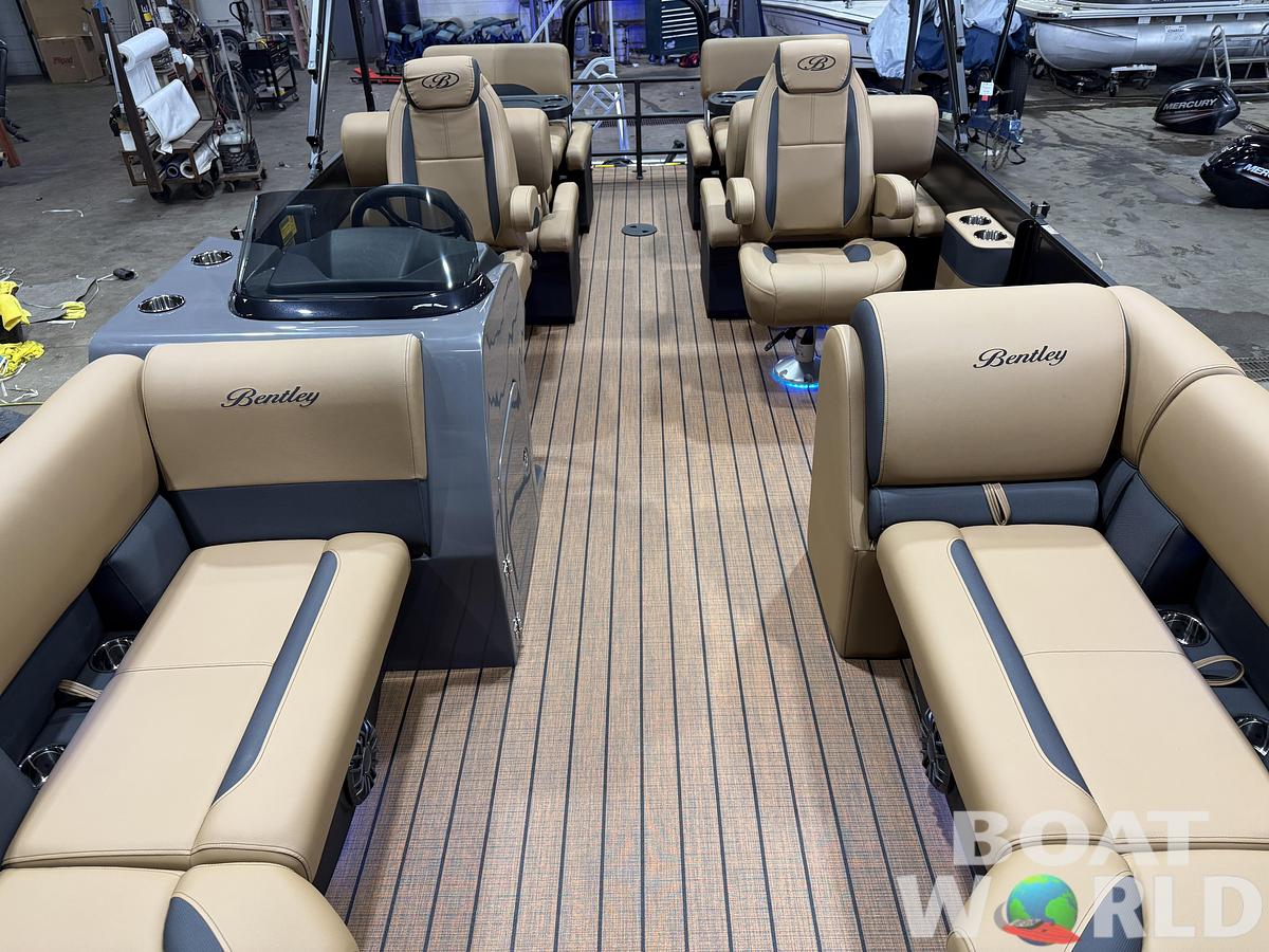 2027 Bentley Legacy 220 QSB Swingback $46995