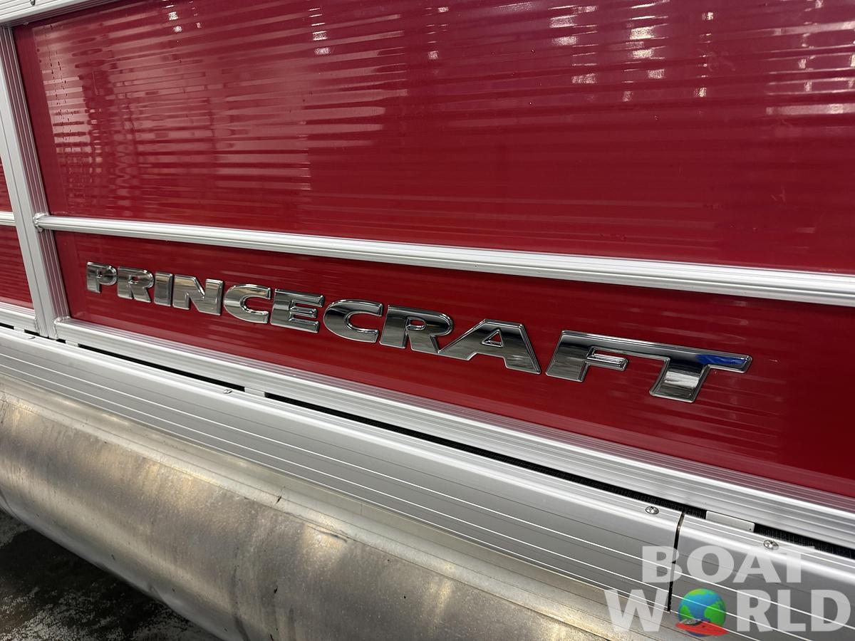 Used 2021 Princecraft Vectra 23 RL Dinette Swingback Pontoon & 115HP