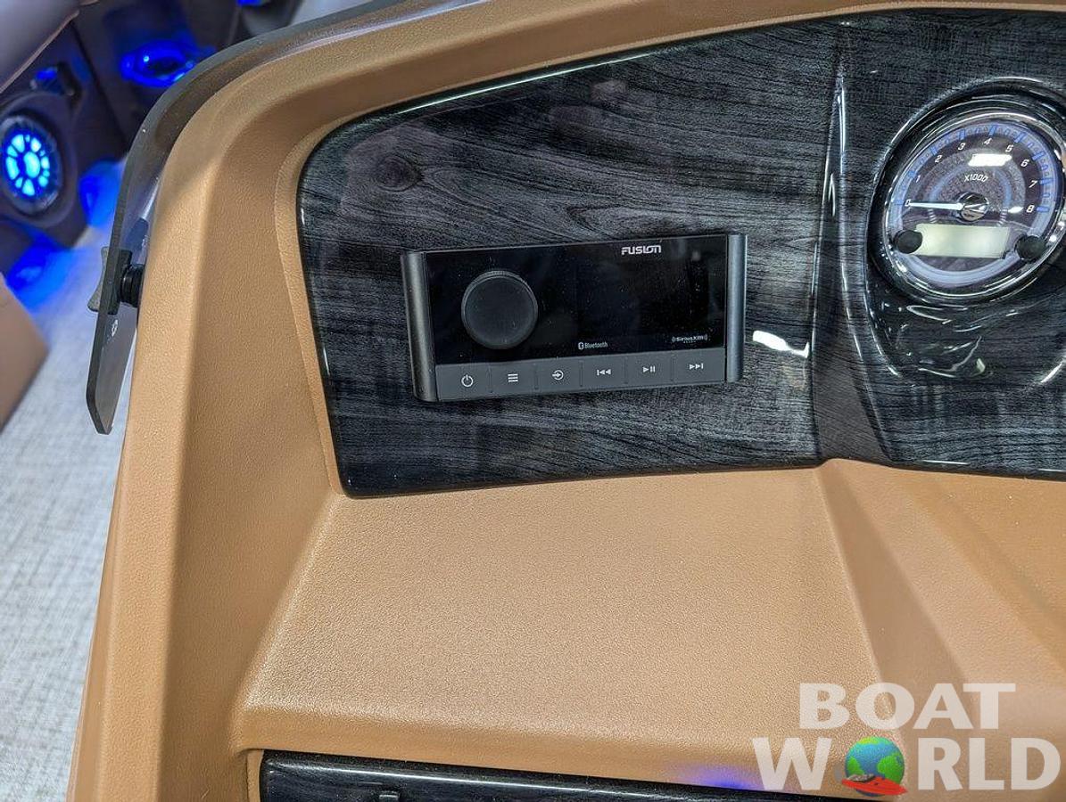 2026 Tahoe LTZ 300HP QLS 2385 Tritoon $69,995