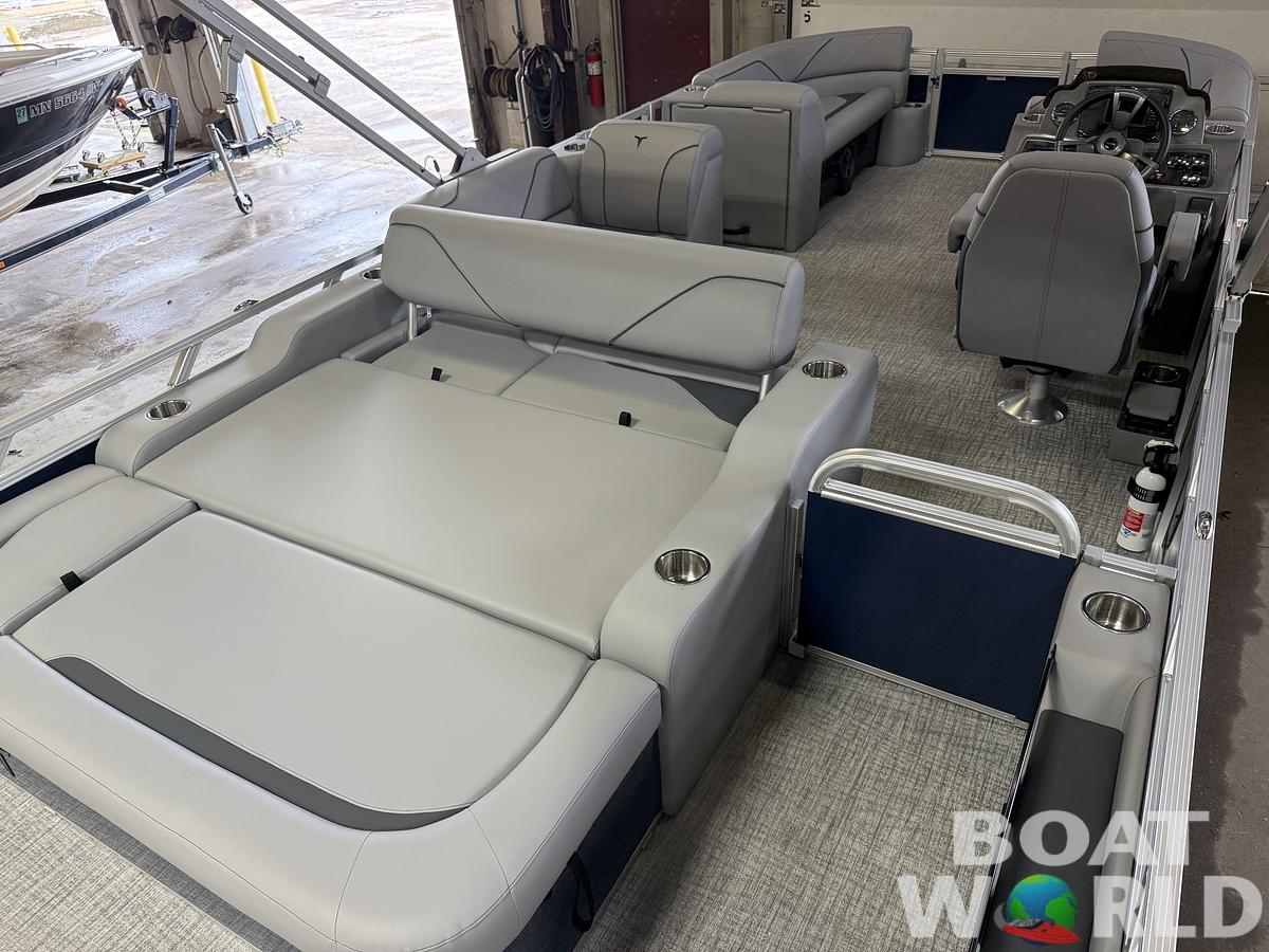 2026 Tahoe Pontoons Sport 2385 Swingback (VRB) & Honda 4-Stroke EFI