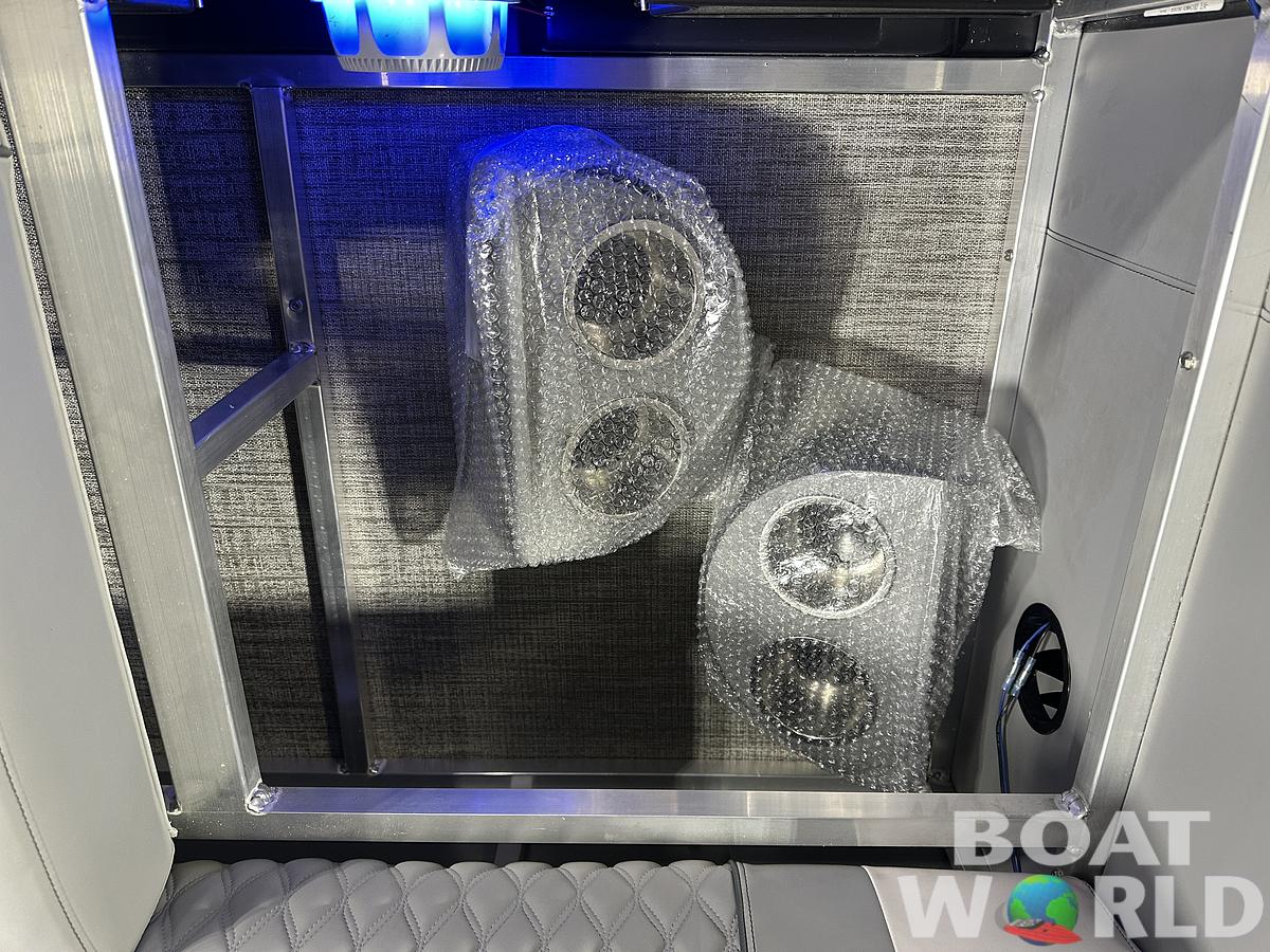 2025 Tahoe Pontoons Cascade 2385 Quad Lounge Shift Flip & Honda 4-Stroke EFI