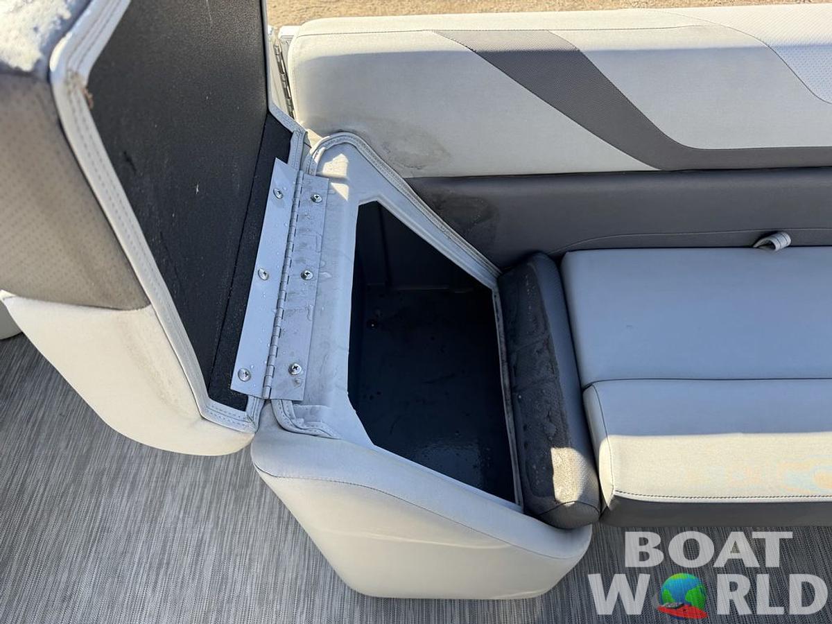 Used 2021 Bennington 22 SSRX Pontoon & 115HP Yamaha