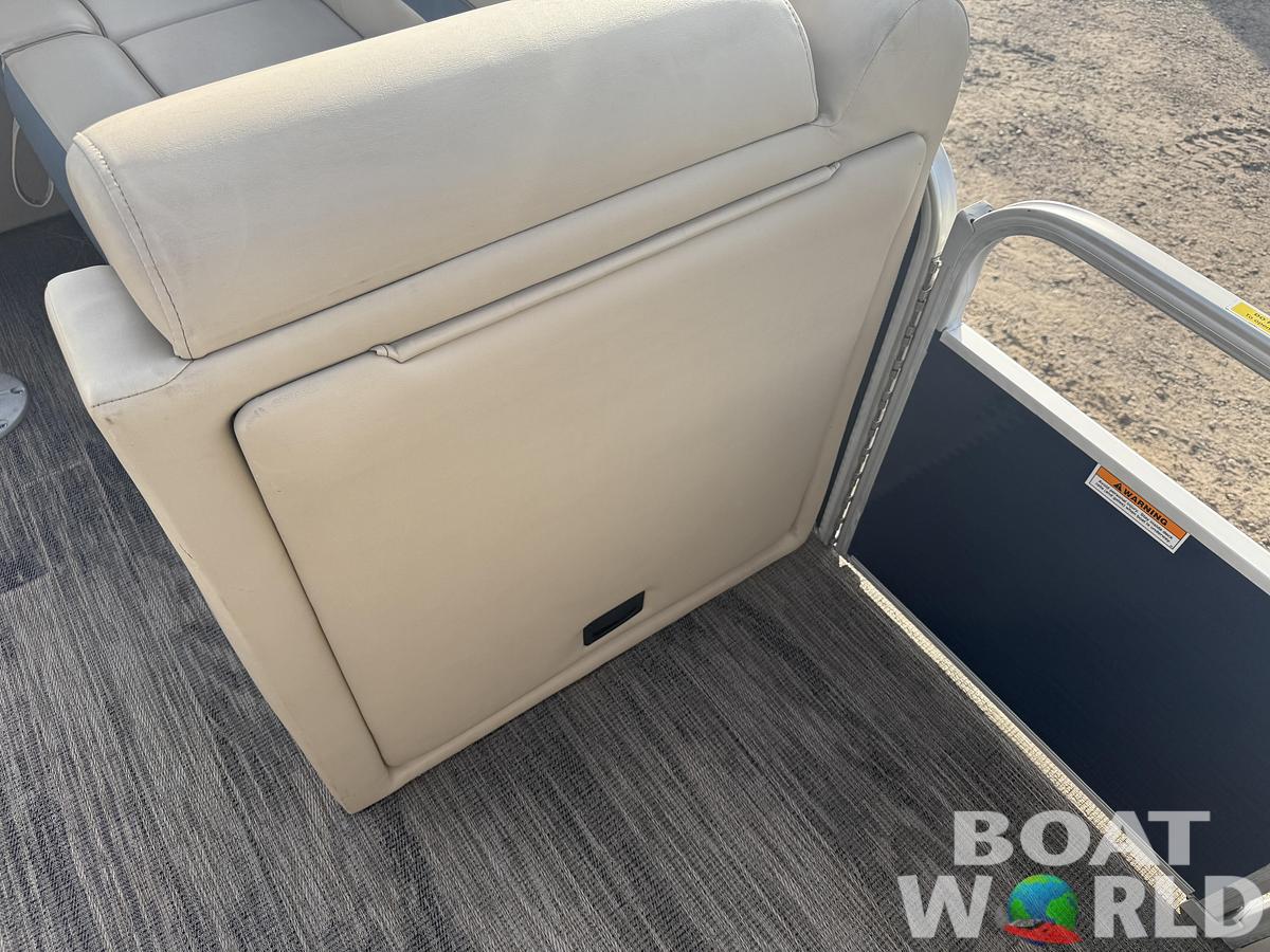 Used 2022 Sweetwater 21' Quad Fish Pontoon