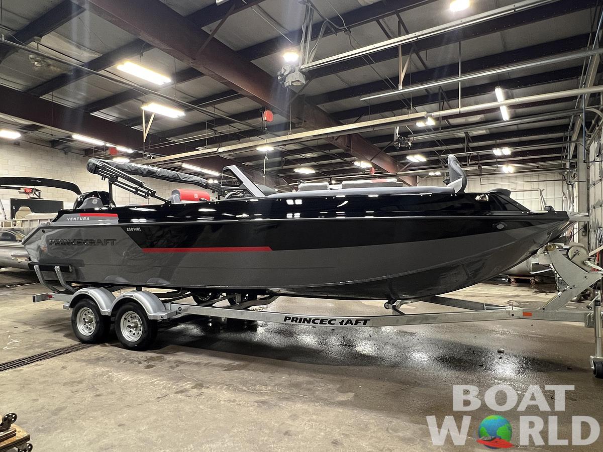 2026 Princecraft Ventura 230 WRL Swingback Deckboat