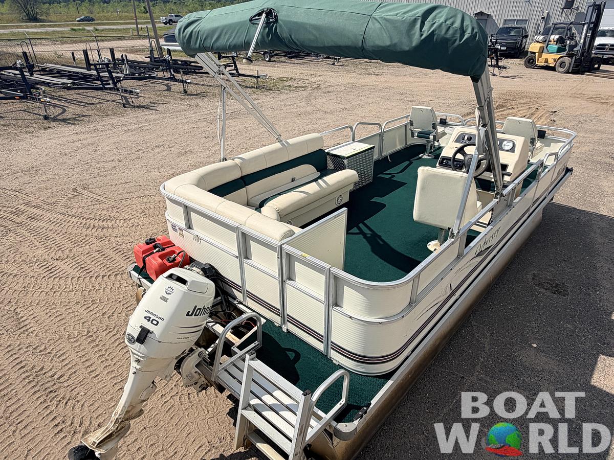 Used 2003 Odyssey 1903 Fish & Cruise & 40HP Johnson 4Stroke -$10,995