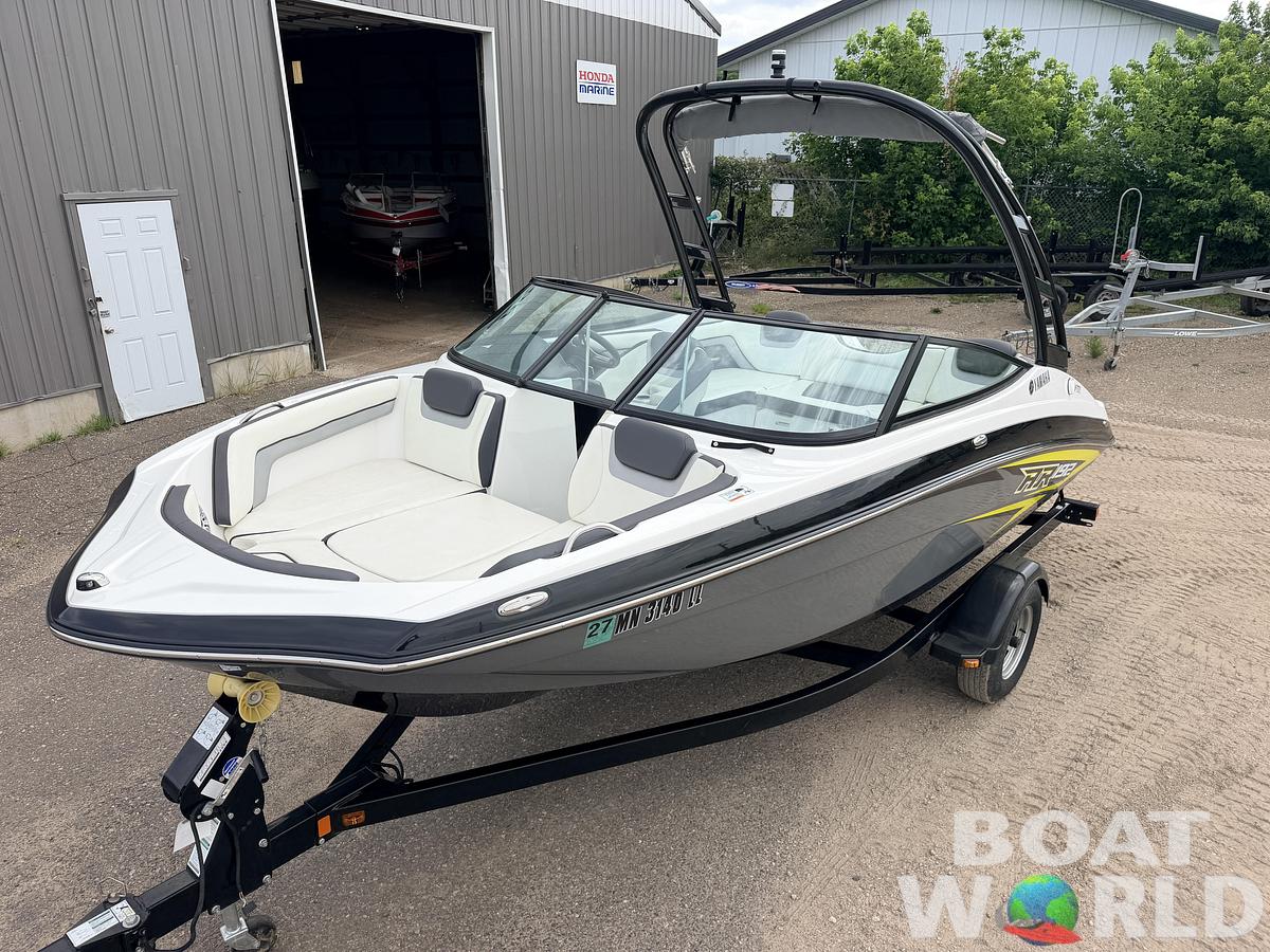 Used 2016 Yamaha AR192 Jet Boat 210HP Supercharged 1.8L & Single Axle Trailer -$29,995