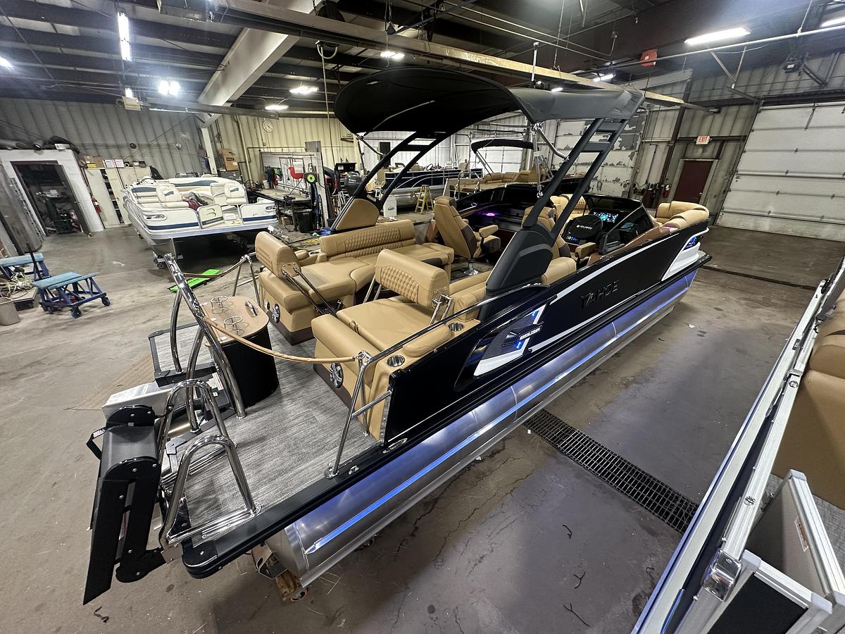 2025 Tahoe Pontoons Grand Tahoe 2585 Quad Lounge Windshield Tritoon & Mercury 400HP V10
