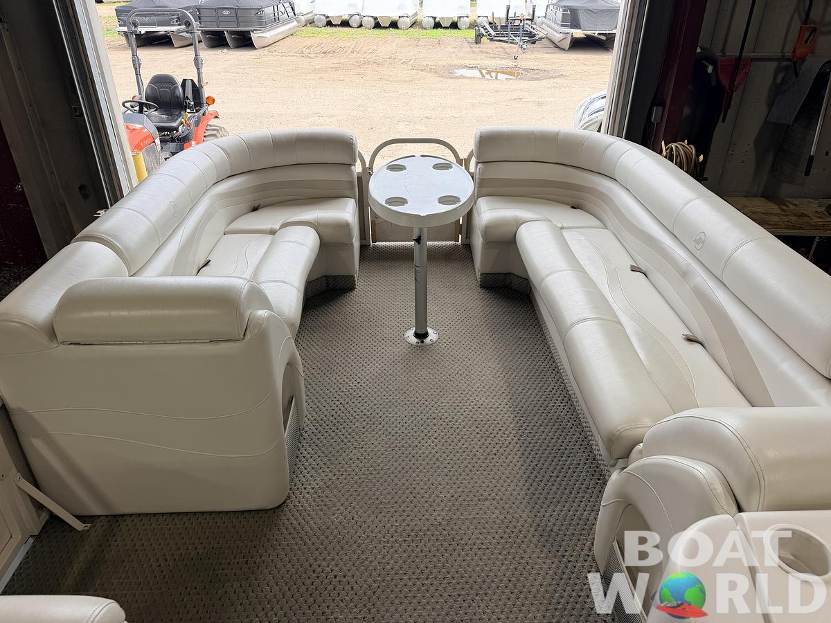 Used 2004 Starcraft 226 Elite & 50HP Mercury 4Stroke EFI -$14,995