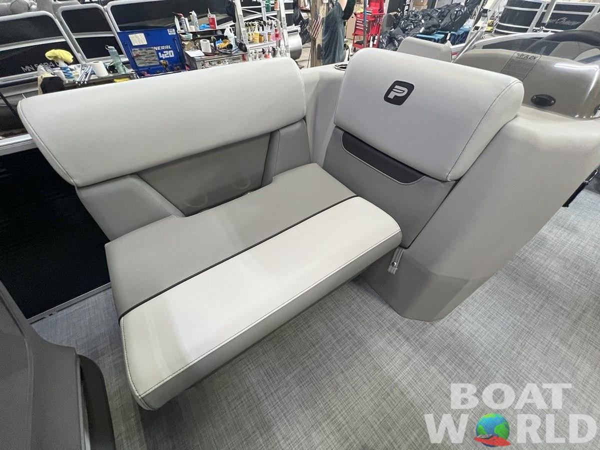 2025 Princecraft 21 Sportfisher 2-S Pontoon & Mercury 4-Stroke EFI