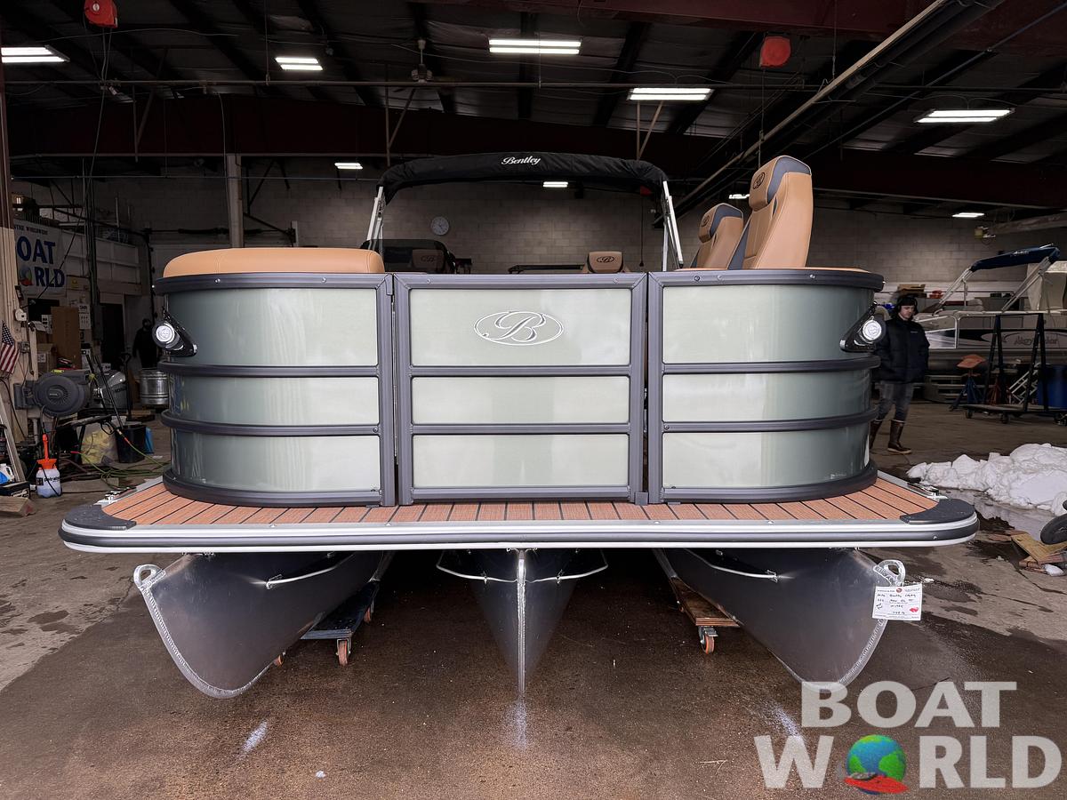 2026 Bentley Legacy 223 Navigator DL Quad Lounge Tritoon $51995