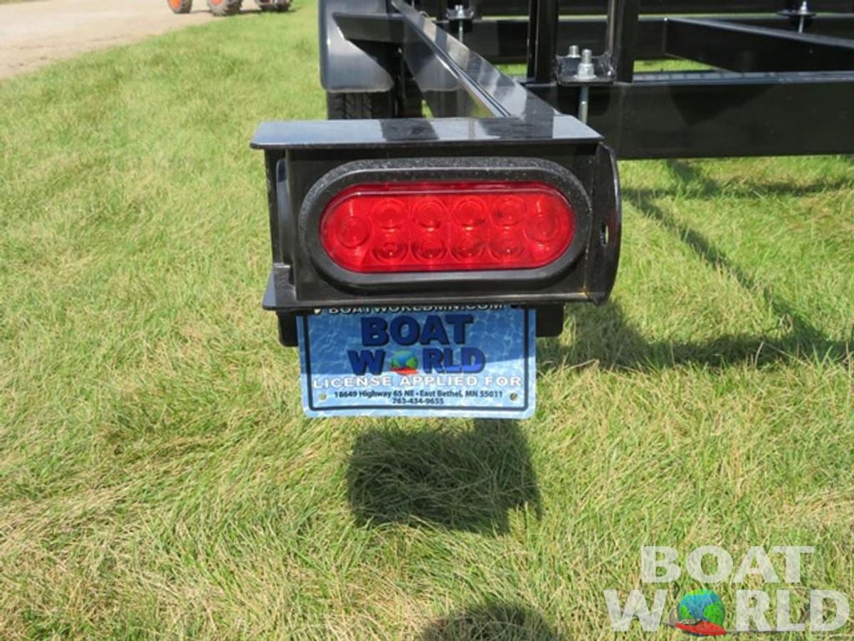 2025 Mid America 26' PT26T Pontoon Bunk Tandem Axle IN STOCK Trailer