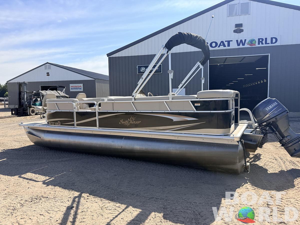 Used 2012 SunChaser 22 Fish 'N Cruise & 50HP Yamaha 4Stroke -$17,995
