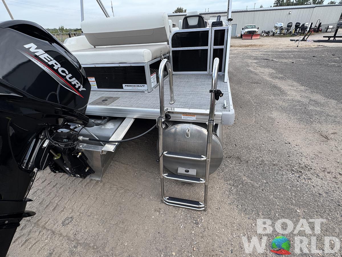 Used 2024 Princecraft Vectra 21 RL Dinette Swingback Pontoon