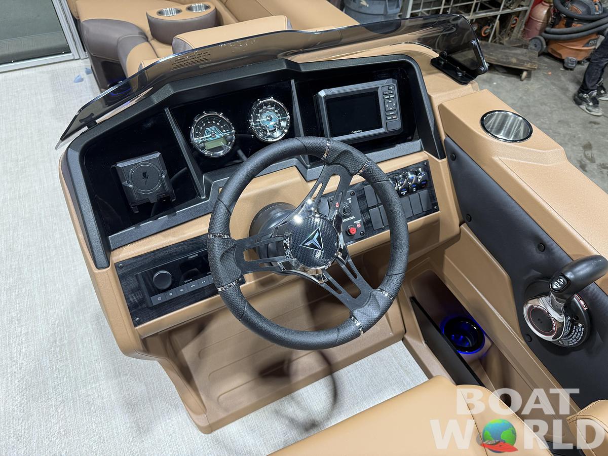 2027 Tahoe LTZ 2385 VRB SE Swingback Pontoon $41995