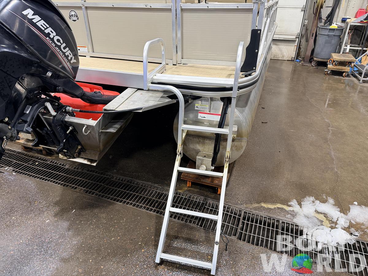 Used 2016 Lowe 162 Fish & Cruise Pontoon