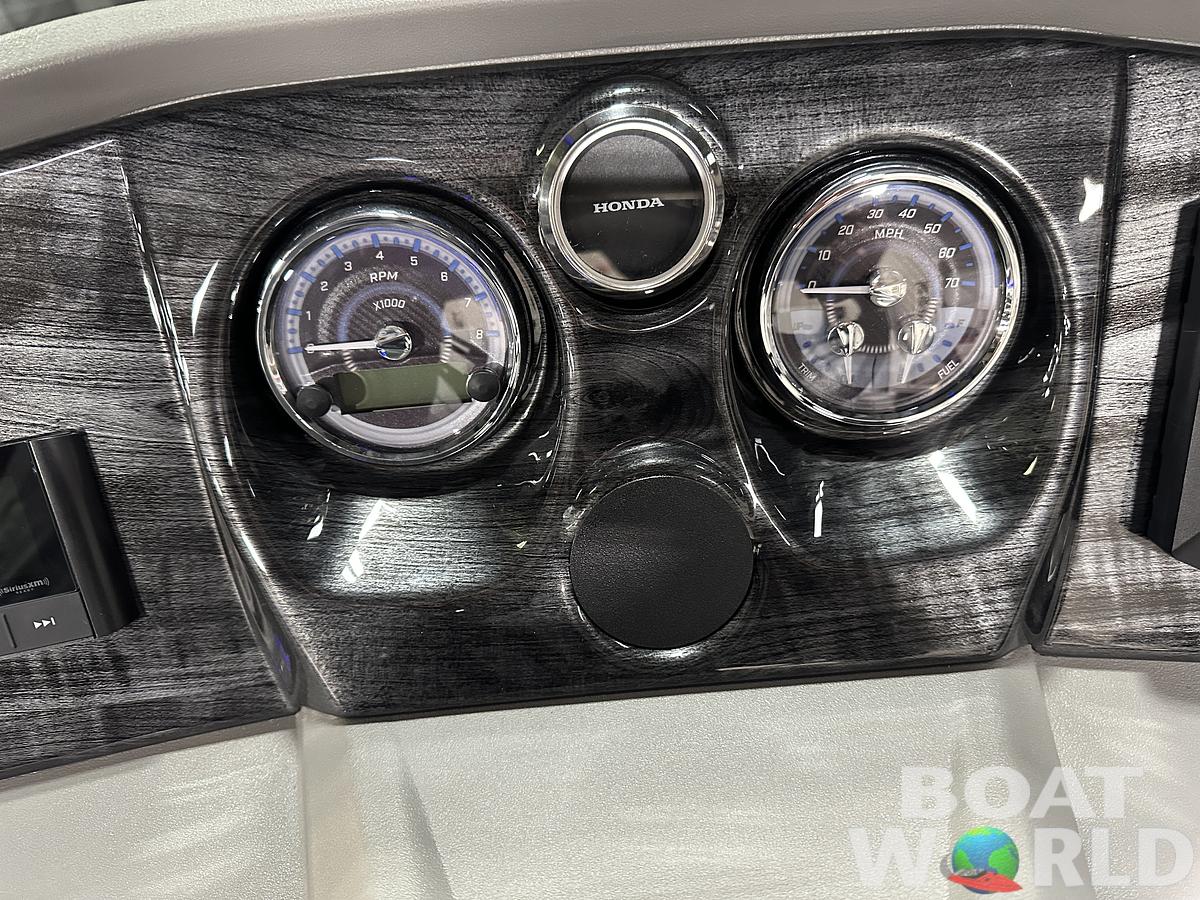 2025 Tahoe Pontoons LTZ 2385 Swingback (VRL) Tritoon & Honda 4-Stroke EFI