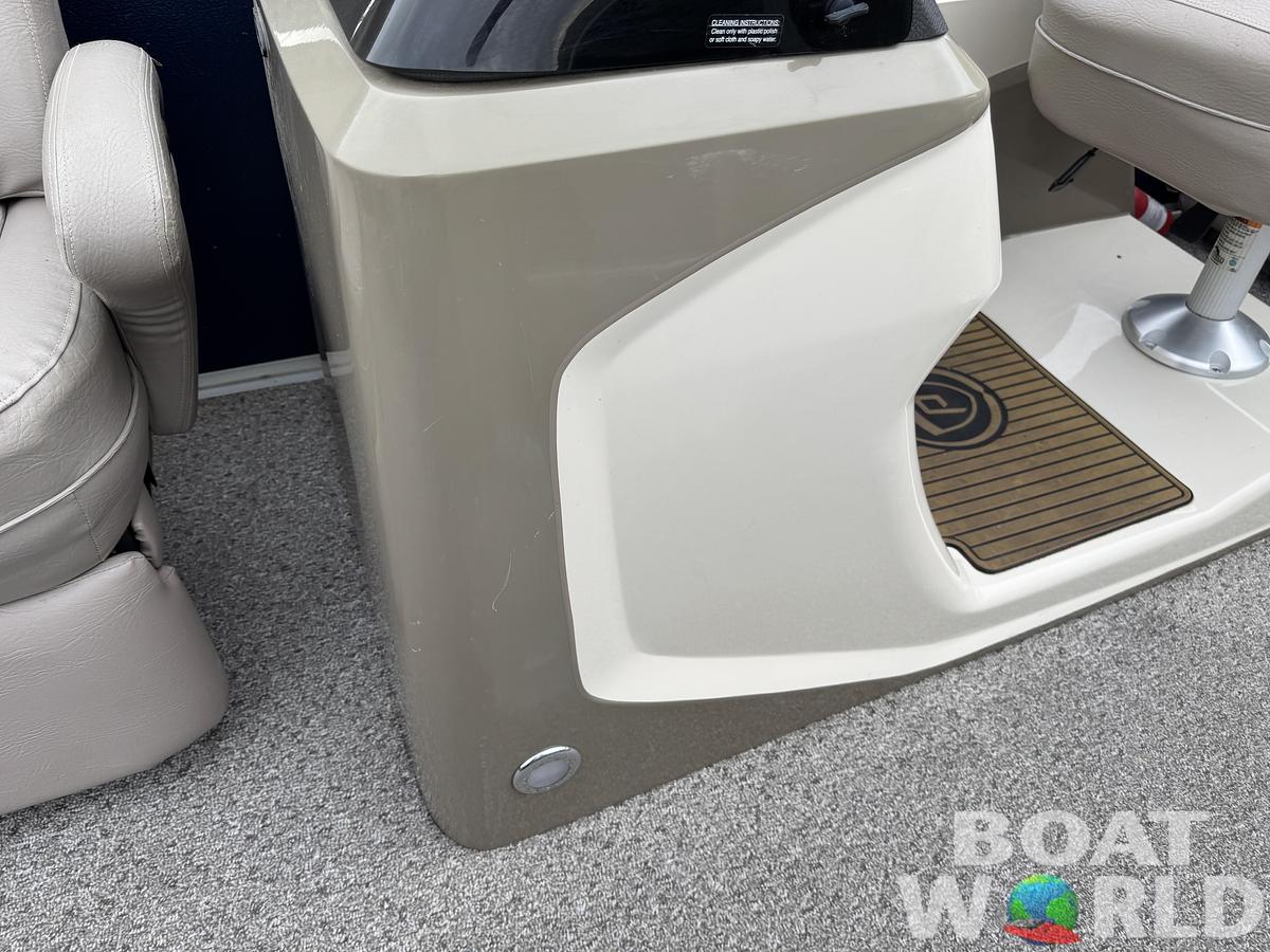 Used 2013 Premier 250 Intrigue Pontoon with 140HP Suzuki Fourstroke EFI