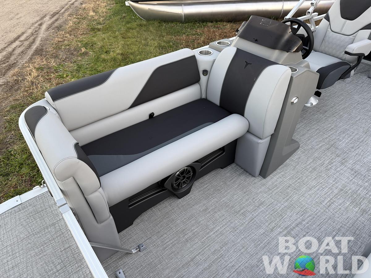 2026 Tahoe Pontoons Sport 2180 Swingback (VRB) 