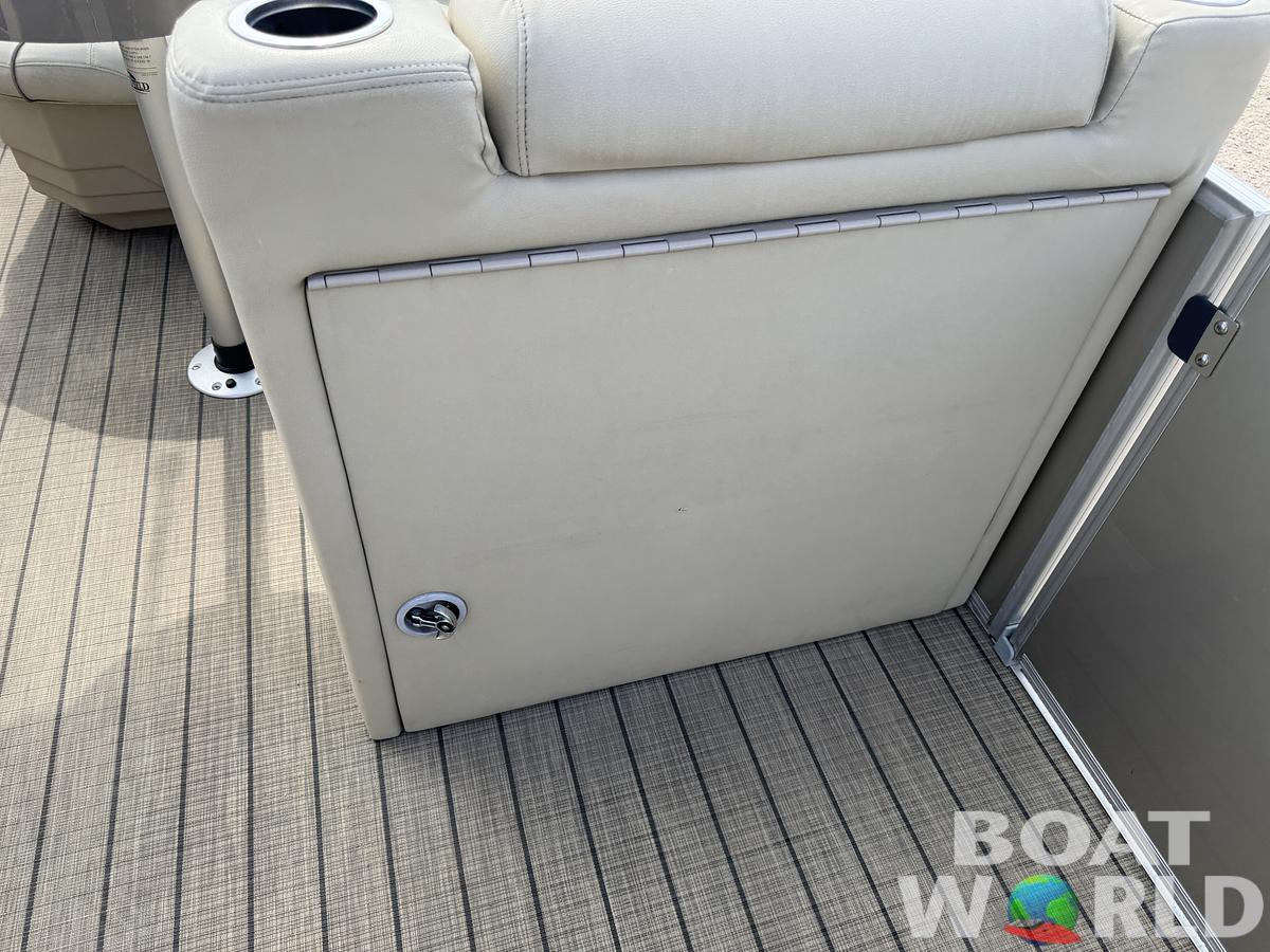 Used 2018 Sylvan Mirage 820 4-PT Pontoon