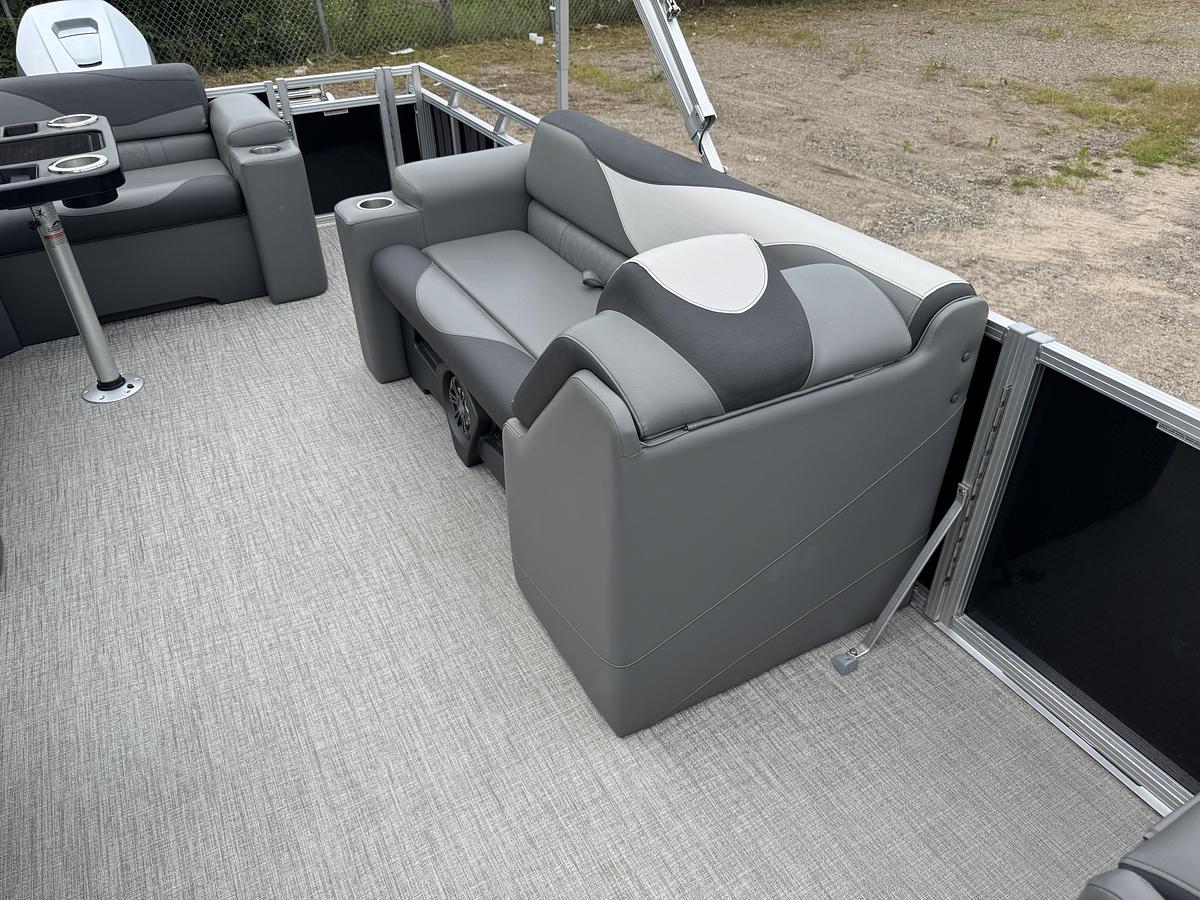 Used 2023 Tahoe Pontoons LTZ 2385 Elite Cruise & Honda 115HP 4-Stroke EFI