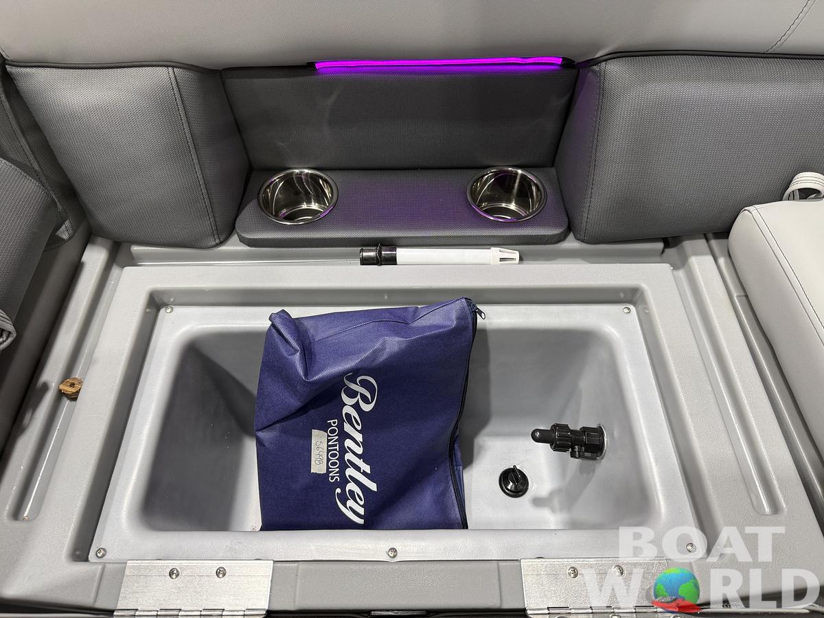 2027 Bentley Legacy 223 QSB Swingback Tritoon $55995