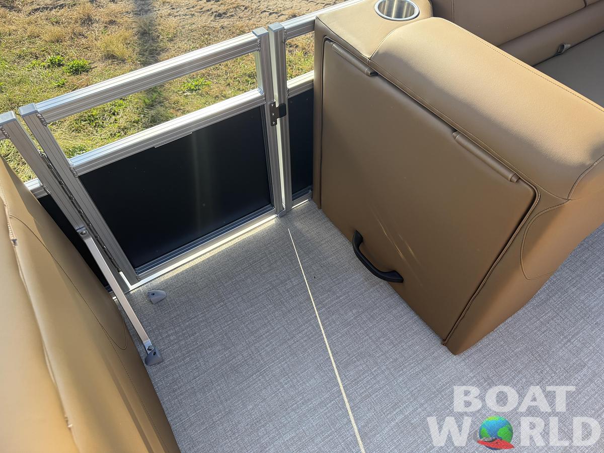 2026 Tahoe Pontoons Sport 2385 Swingback (VRB) & Honda 4-Stroke EFI