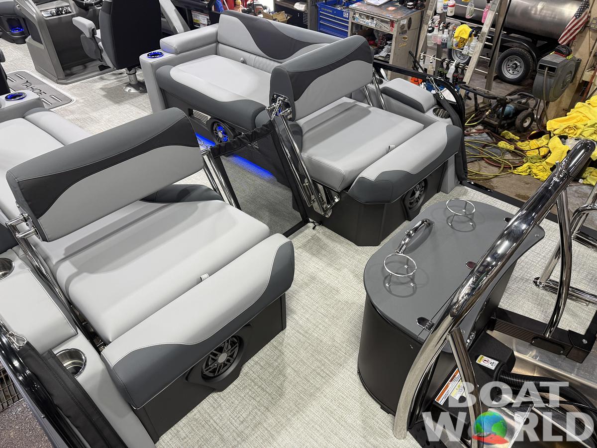 2027 Tahoe LTZ 300HP QLS 2585 Tritoon $71,995