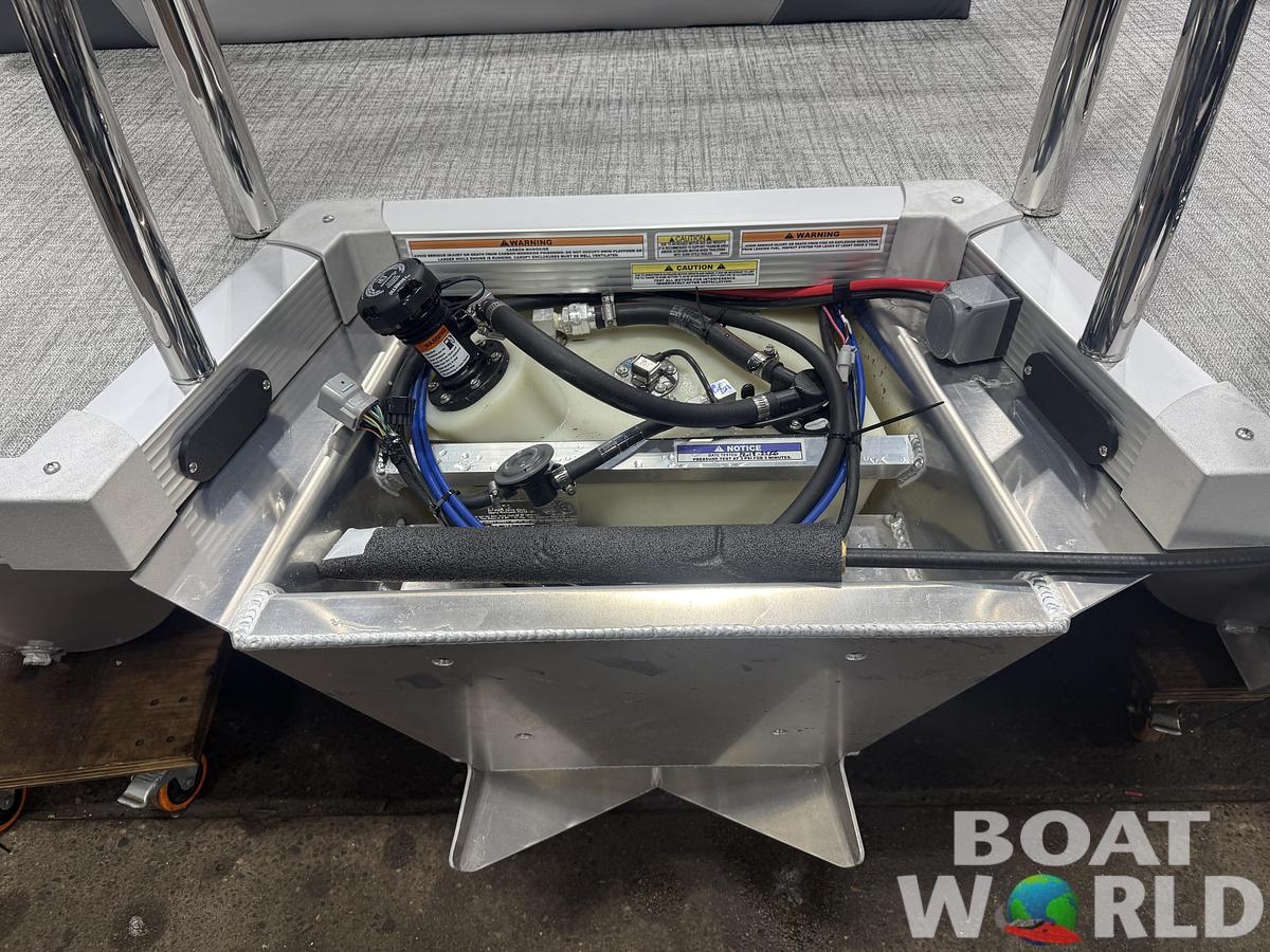 2026 Tahoe Pontoons LTZ 2185 Cruise Rear Bench (CRB)