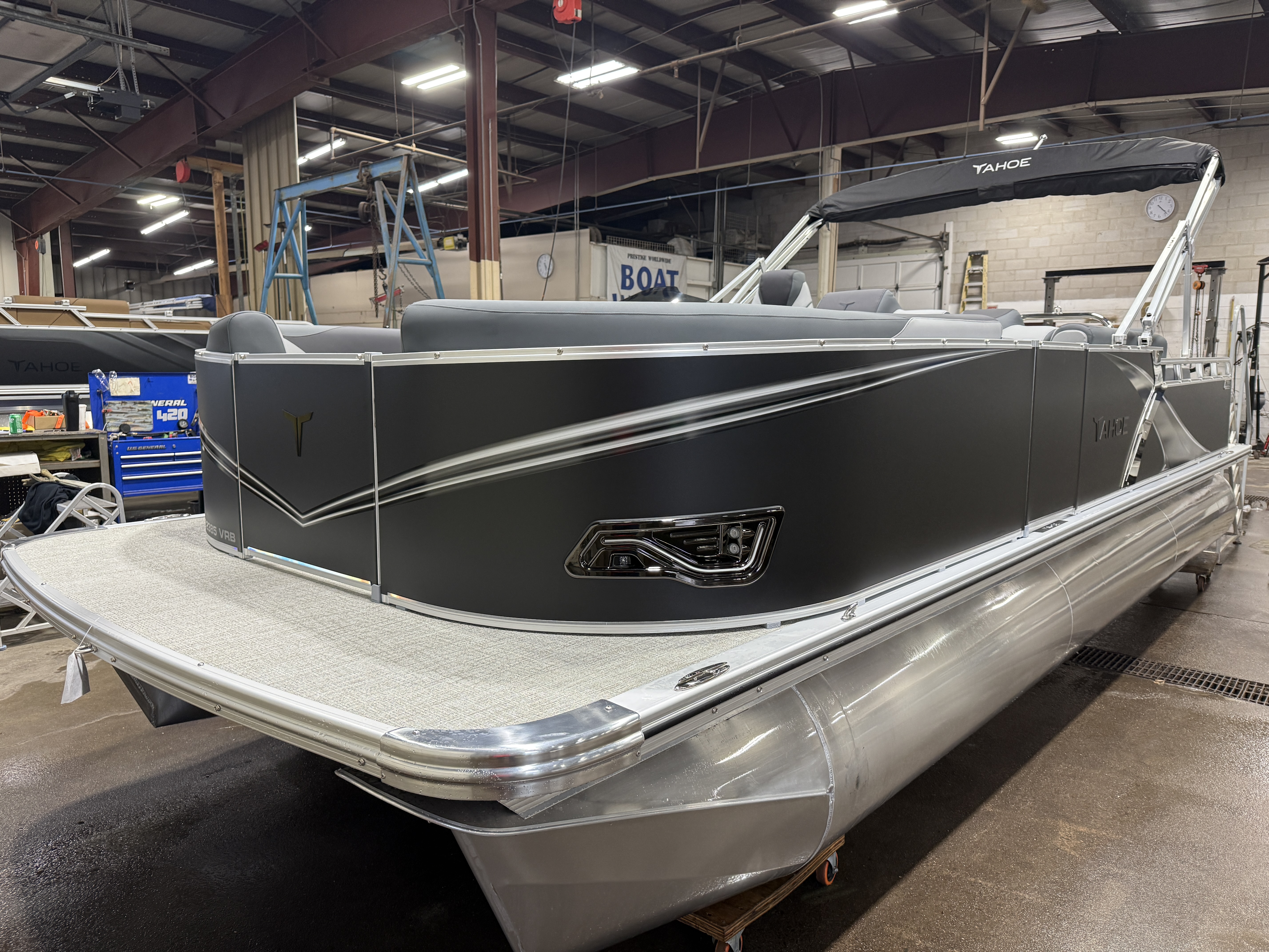 2027 Tahoe LTZ 2385 VRB SE Swingback Pontoon $42995