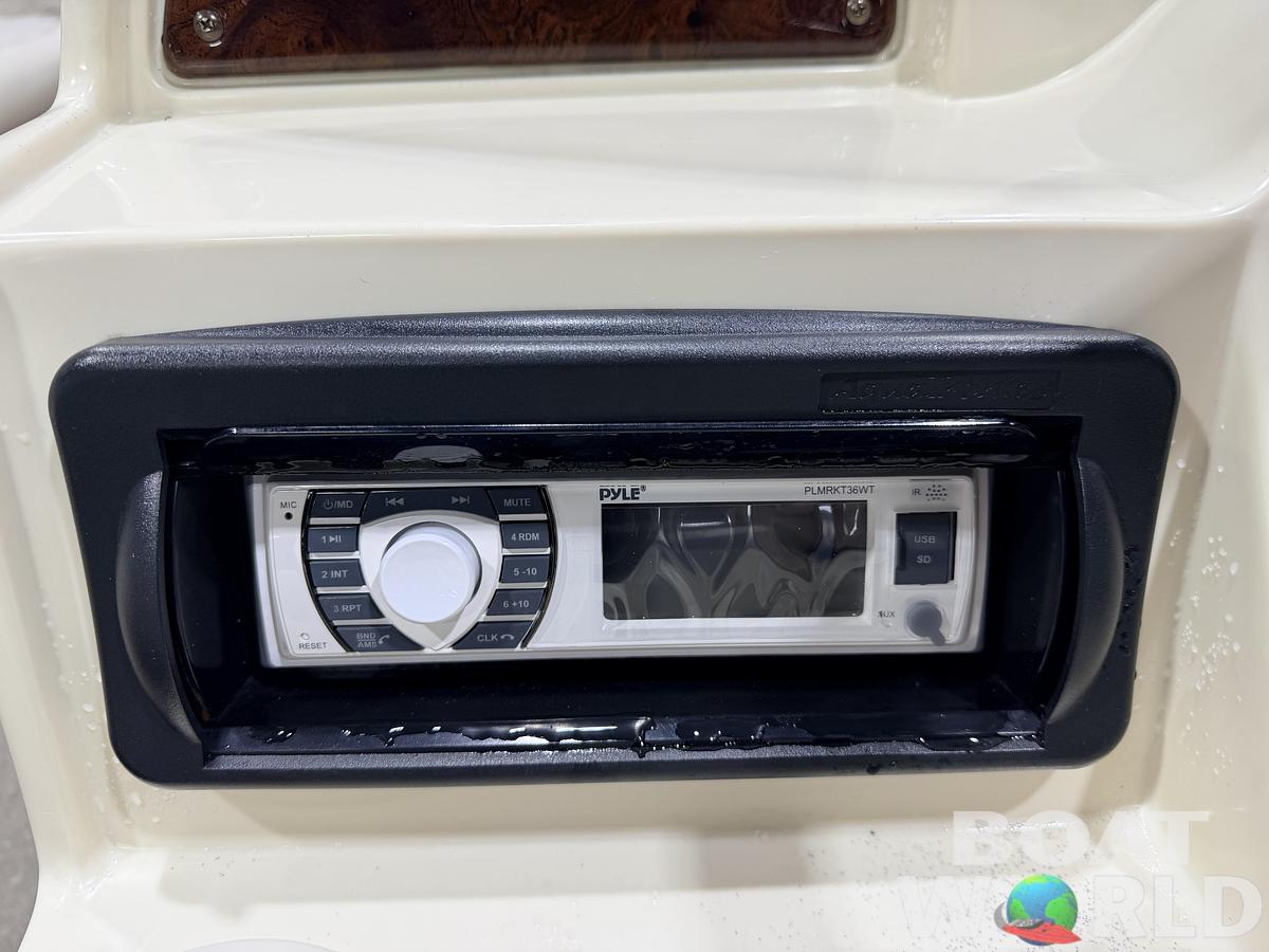 Used 2006 Sweetwater 2386 F Pontoon & 90HP Yamaha 4-Stroke EFI - $15,995