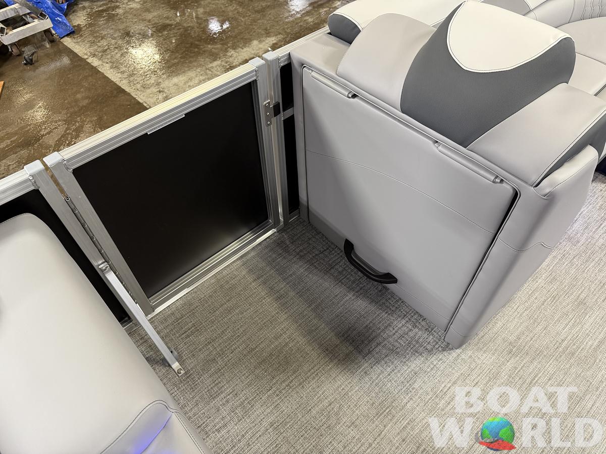 2025 Tahoe Pontoons LTZ 2385 Swingback (VRL) Tritoon & Honda 4-Stroke EFI