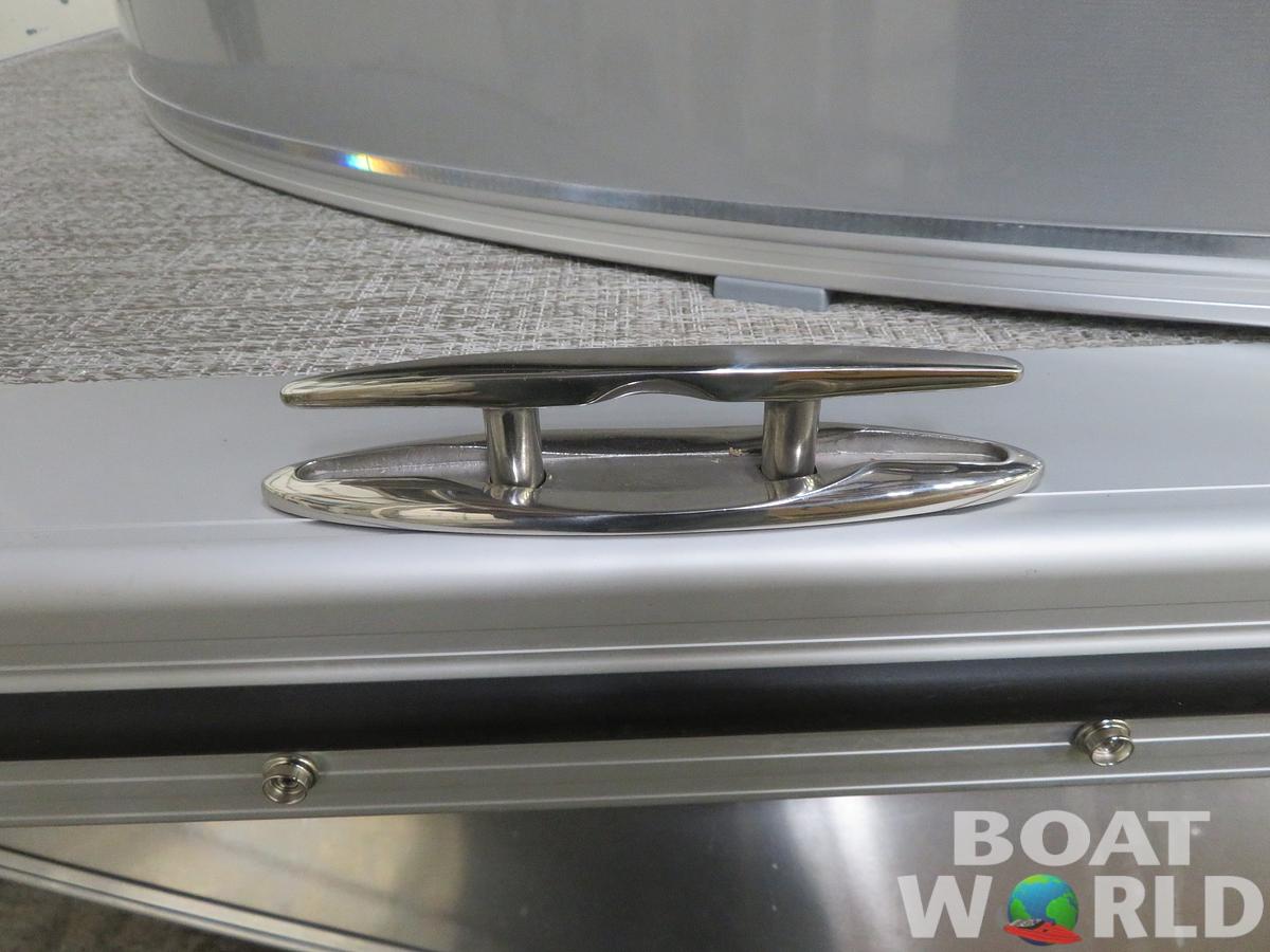 2024 Tahoe Pontoons Cascade 2385 Swingback (VRB) & Honda 4-Stroke EFI