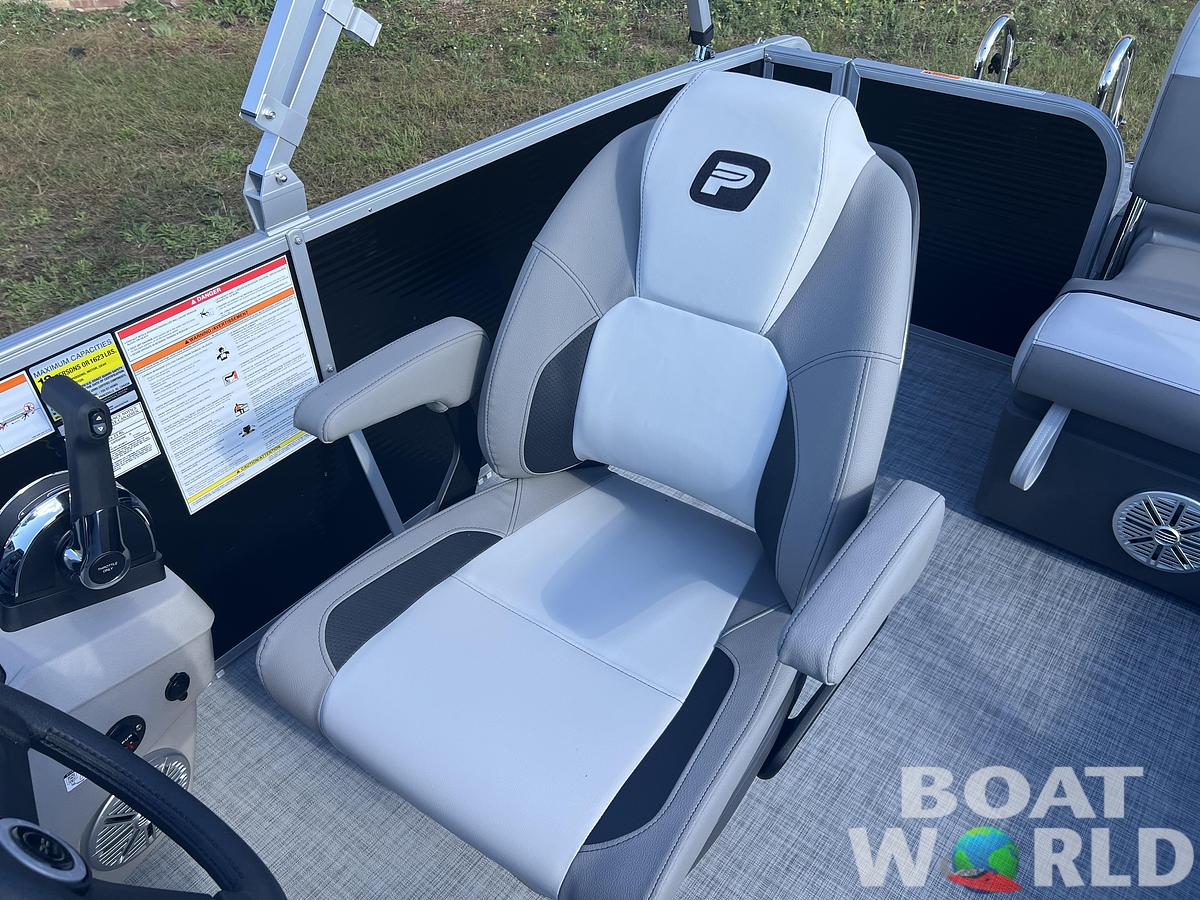 2026 Princecraft Vectra 23 RL Swingback Lounge Pontoon