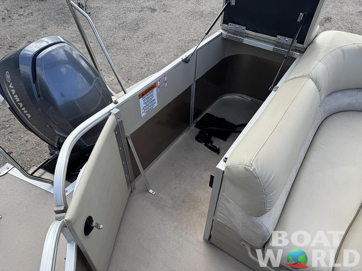 Used 2014 Bennington 22 SLX Pontoon