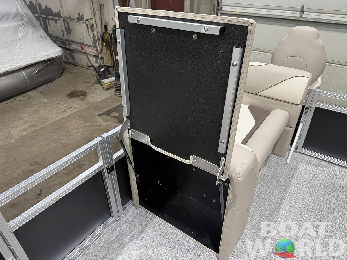 2026 Tahoe Sport Fish & Cruise 23E80 Pontoon $33995